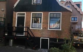 Family Fisherman'S House Volendam